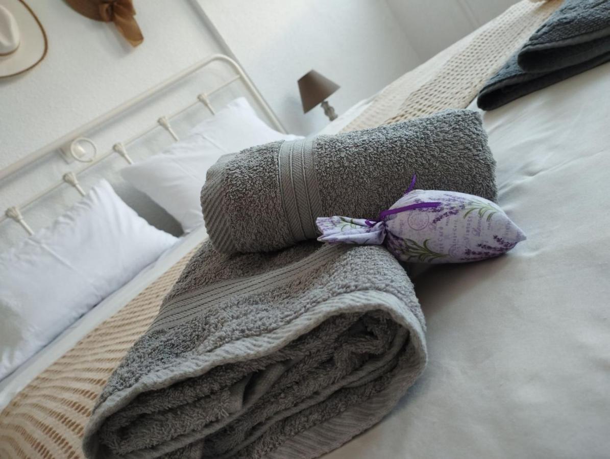 Elea Home Apartments อเล็กซานโดรโพลิส ภายนอก รูปภาพ