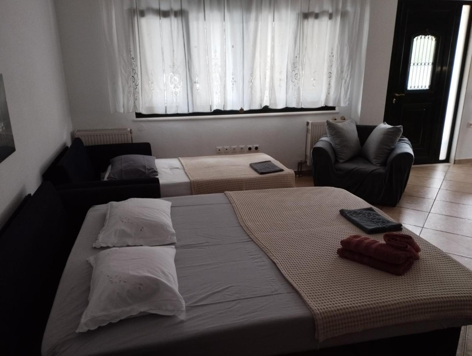 Elea Home Apartments อเล็กซานโดรโพลิส ภายนอก รูปภาพ